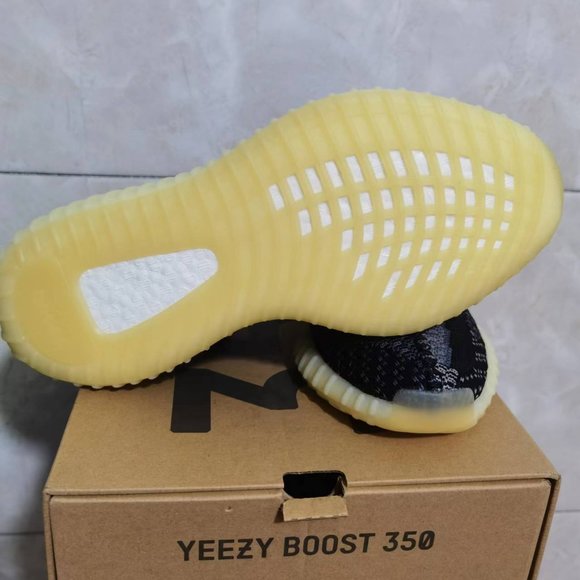 Adidas Yeezy Boost 350 V2 sports casual shoes Black Sesame FZ5000 size US10 - Picture 4 of 8